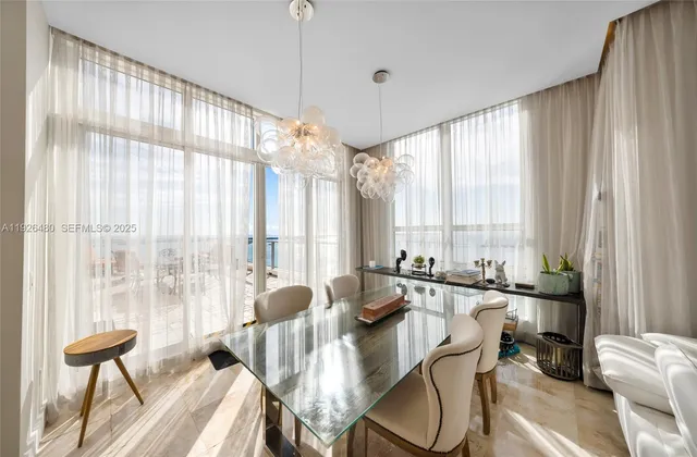 $1,995,000 | 1155 Brickell Bay Drive, Unit PH303, Miami, FL 33131