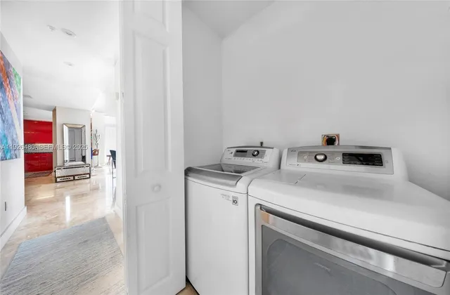 $1,995,000 | 1155 Brickell Bay Drive, Unit PH303, Miami, FL 33131