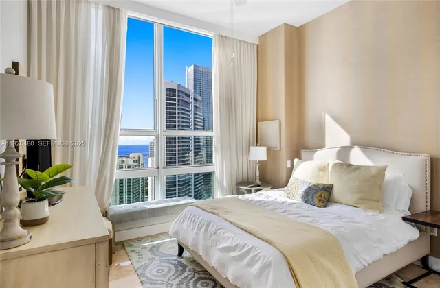 $1,995,000 | 1155 Brickell Bay Drive, Unit PH303, Miami, FL 33131