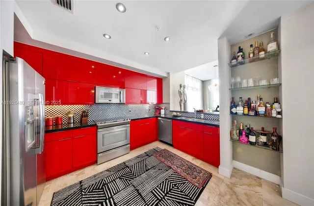 $1,995,000 | 1155 Brickell Bay Drive, Unit PH303, Miami, FL 33131