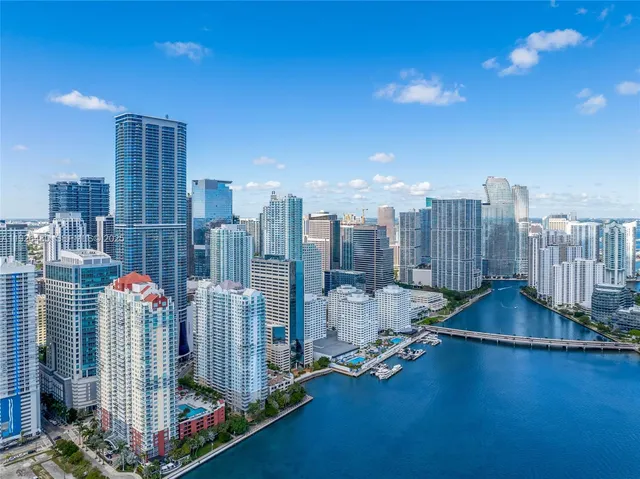 $1,995,000 | 1155 Brickell Bay Drive, Unit PH303, Miami, FL 33131