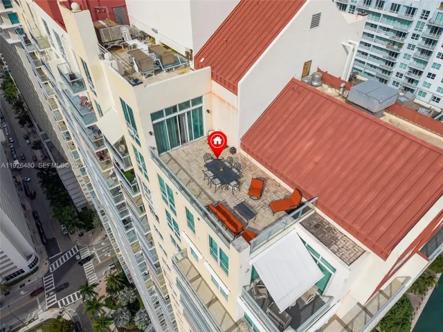 $1,995,000 | 1155 Brickell Bay Drive, Unit PH303, Miami, FL 33131