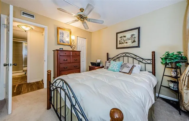 $2,100 | 90 South Highland Avenue, Unit 214, Tarpon Springs, FL 34689
