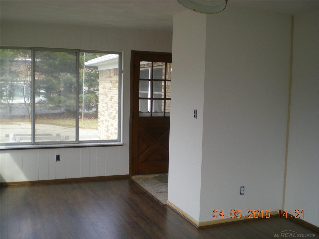 42195 Hayes Road Sterling Heights, MI 48313 - Photo 29 of 37 31241868-28.JPG