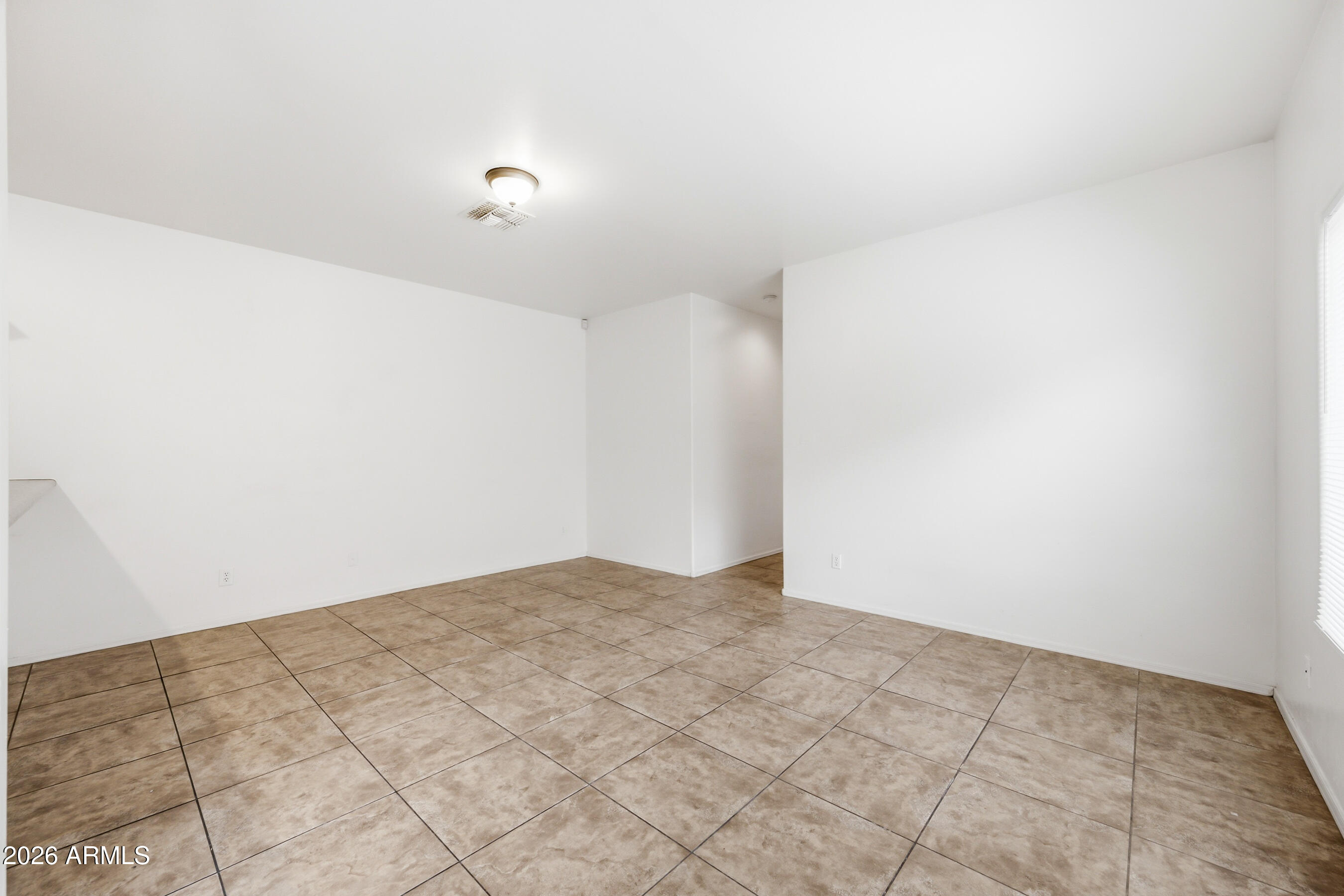 8917 North 4th Street, Unit B Phoenix, AZ 85020 - Photo 8 of 21 3-8917N4SB-ocupix-