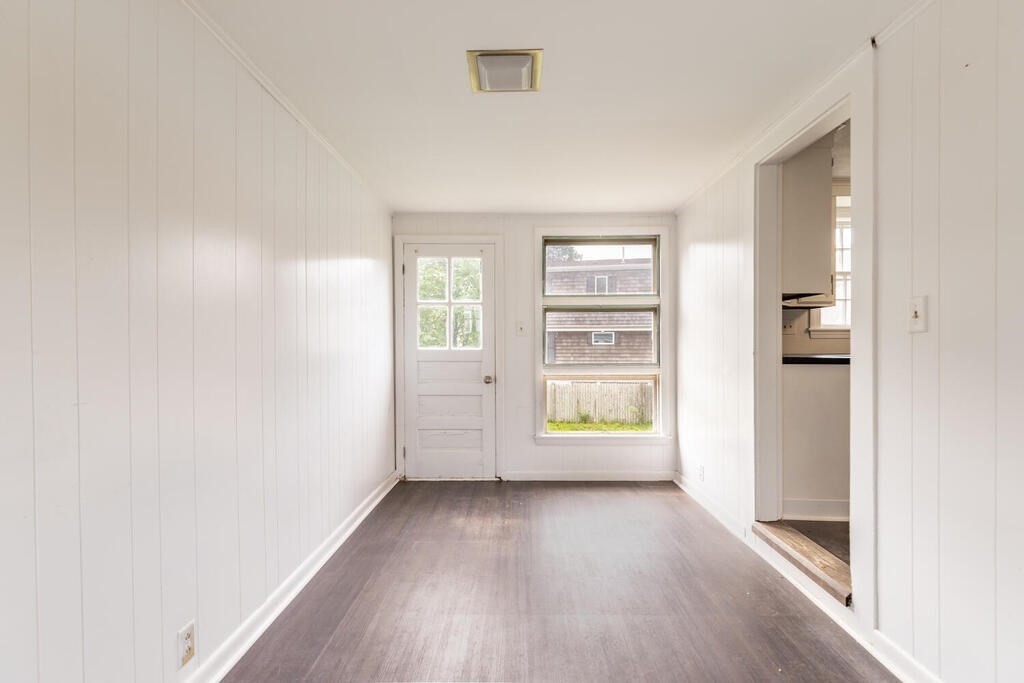 9 Old Farm Road Beverly, MA 01915 - Photo 11 of 27 Gallery Image 11
