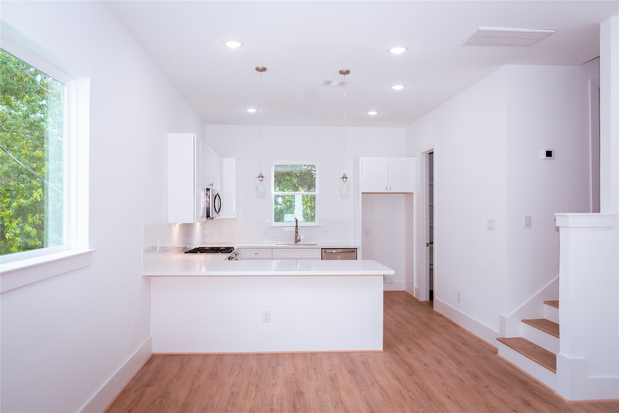 6728 Peerless Street, Unit E Houston, TX 77021 - Photo 10 of 30 Gallery Image 10