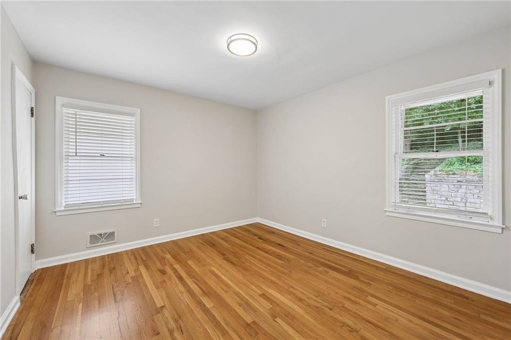 579 North Superior Avenue Decatur, GA 30033 - Photo 22 of 36
