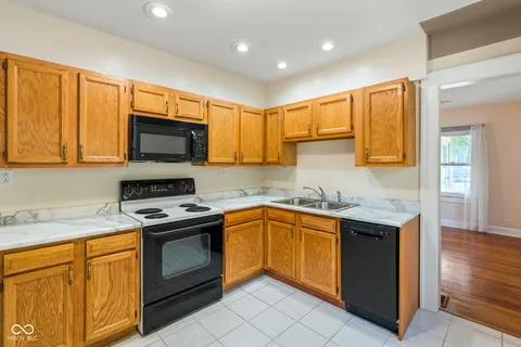 $325,000 | 6055 Guilford Avenue, Indianapolis, IN 46220