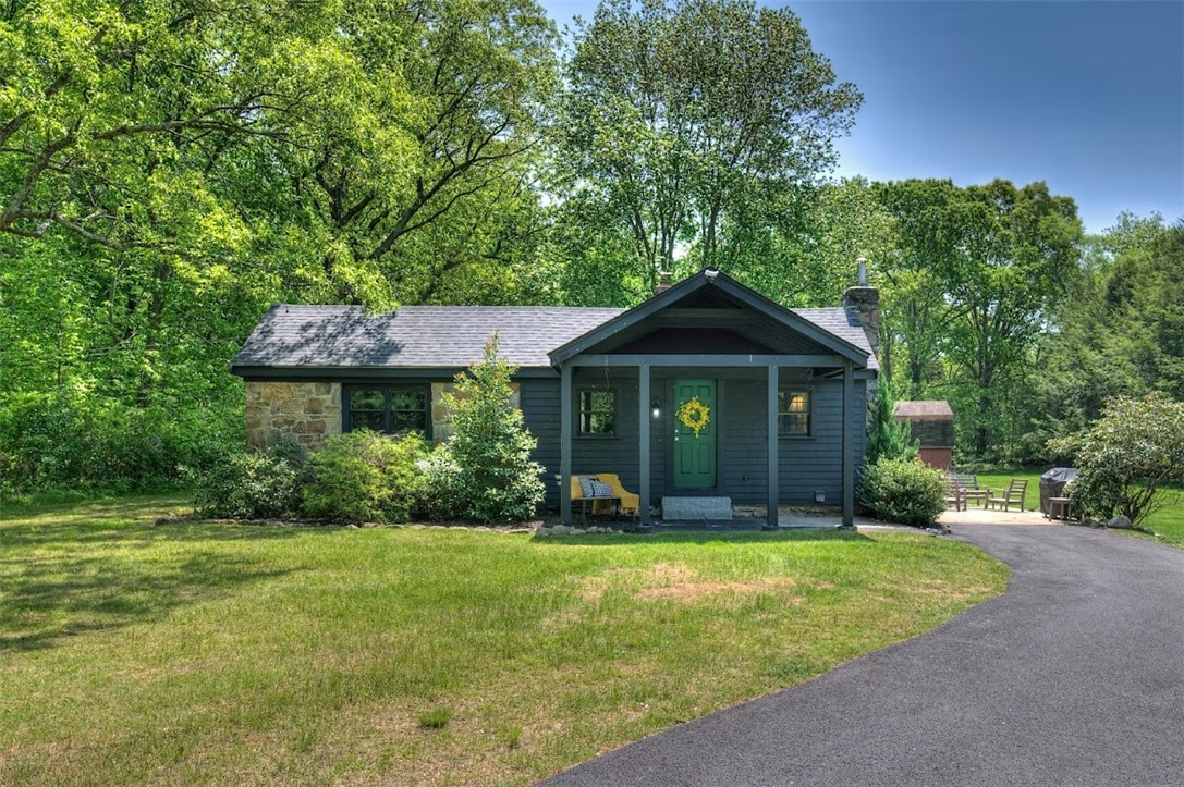 740 S Road East Greenwich, RI 02818 - Photo 1 of 34