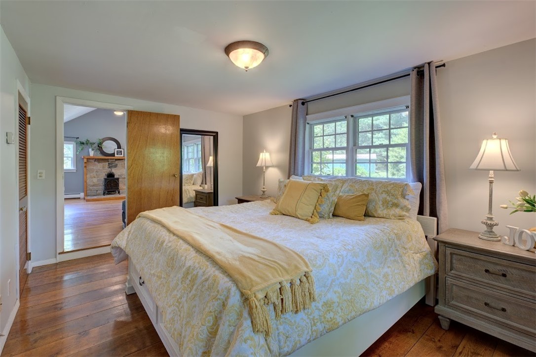 740 S Road East Greenwich, RI 02818 - Photo 20 of 34