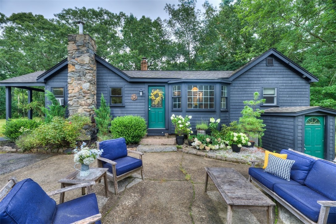 740 S Road East Greenwich, RI 02818 - Photo 5 of 34