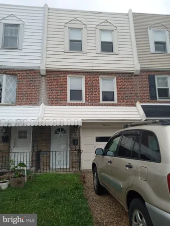 $2,200 | 58 Suburban Lane, Upper Darby, PA 19082