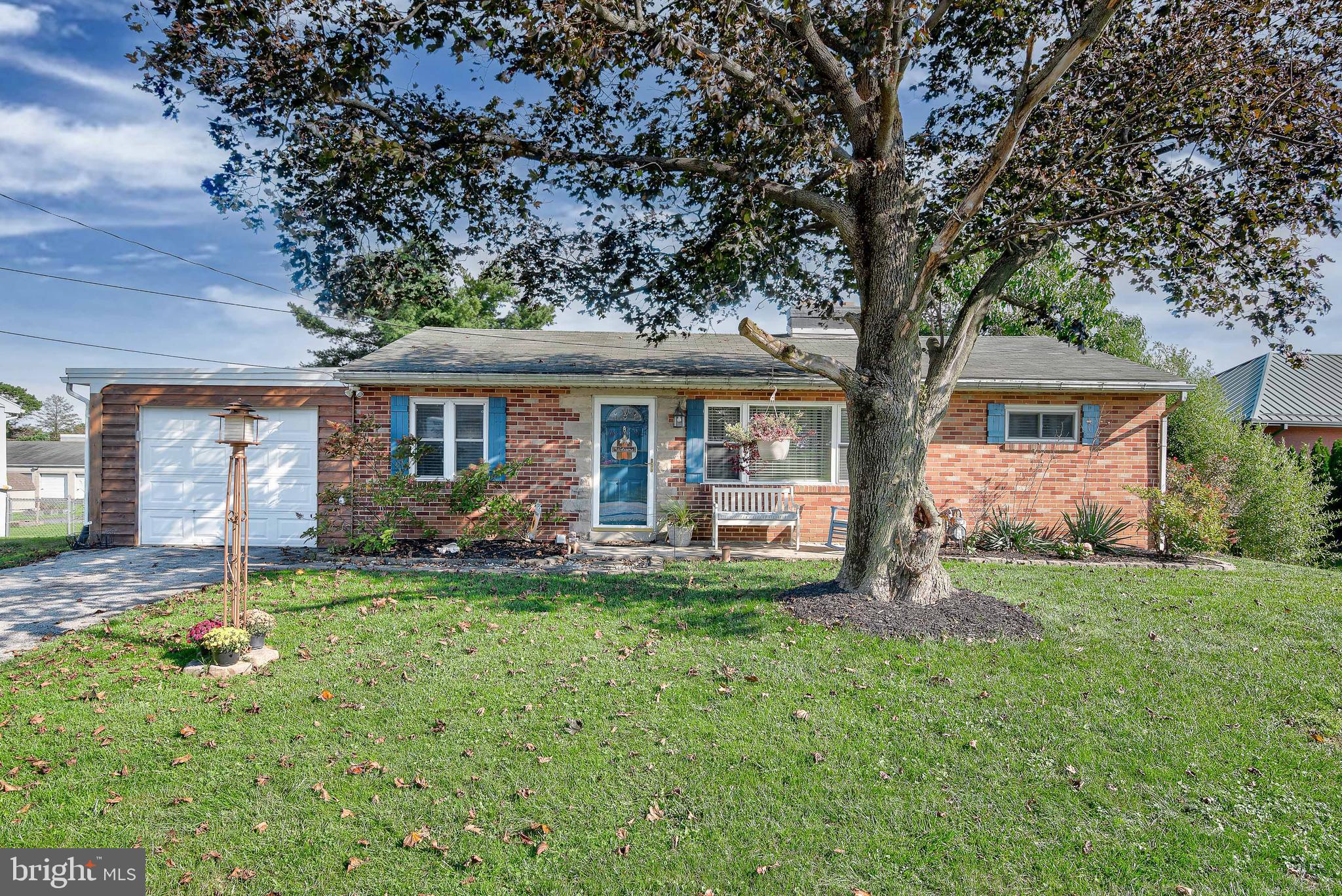 245 Rosedale Drive Manchester, PA 17345 - Photo 1 of 28 Gallery Image 1