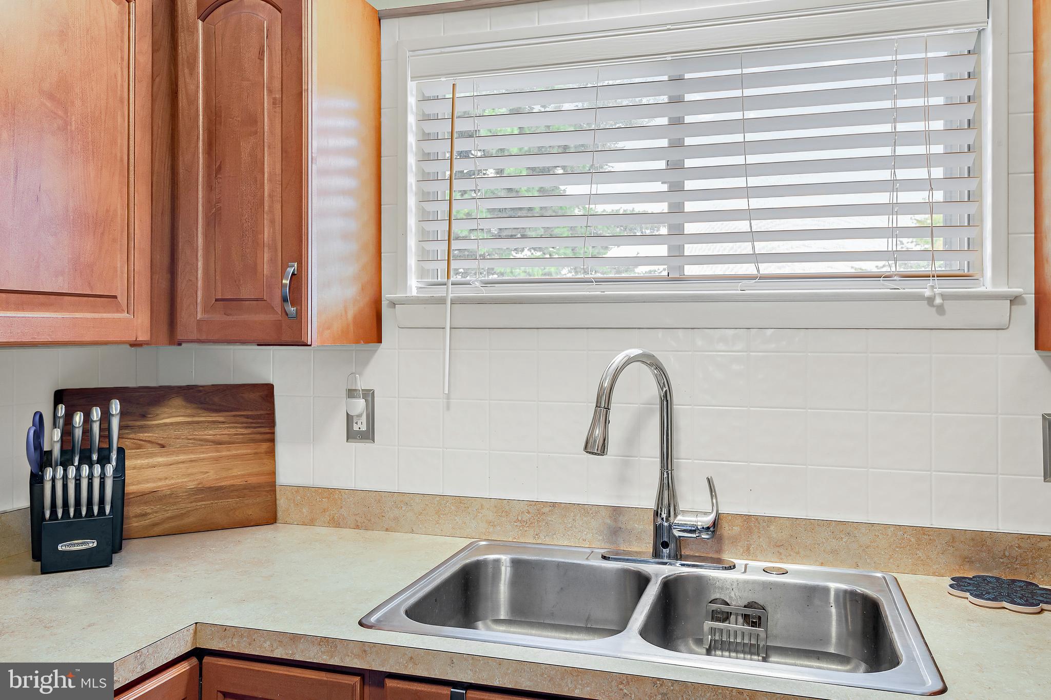 245 Rosedale Drive Manchester, PA 17345 - Photo 10 of 28 Gallery Image 10