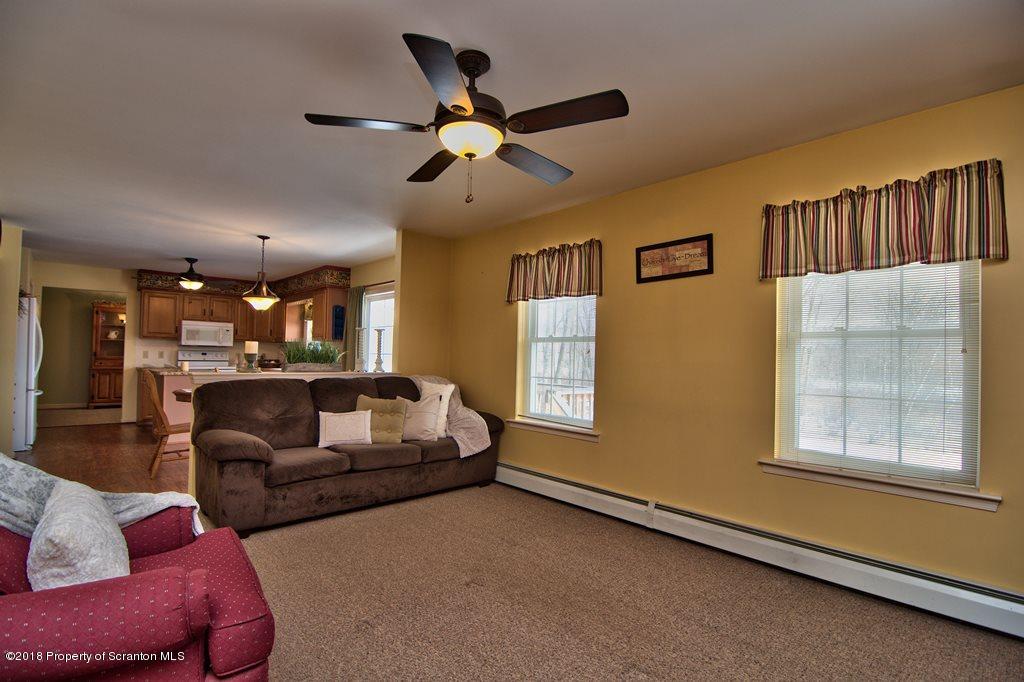 200 Hahn Road Moscow, PA 18444 - Photo 13 of 45 Gallery Image 13