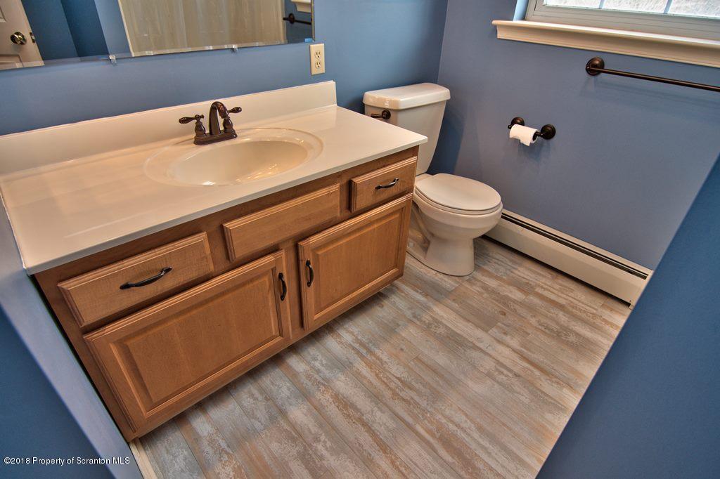 200 Hahn Road Moscow, PA 18444 - Photo 25 of 45 Gallery Image 25