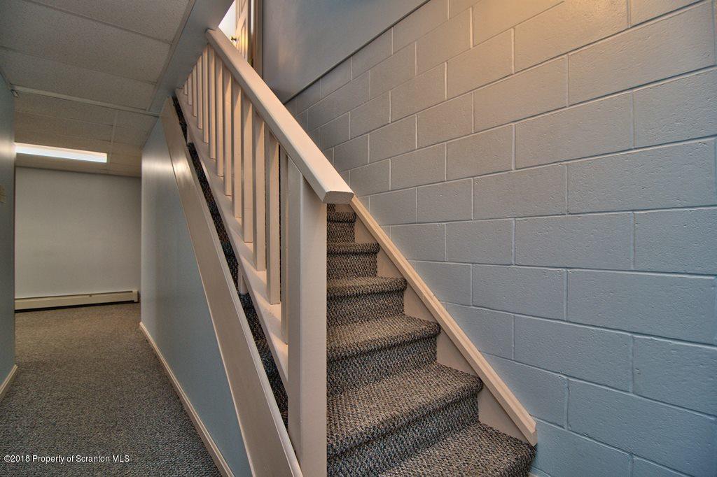 200 Hahn Road Moscow, PA 18444 - Photo 35 of 45 Gallery Image 35