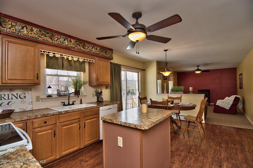 200 Hahn Road Moscow, PA 18444 - Photo 9 of 45 Gallery Image 9