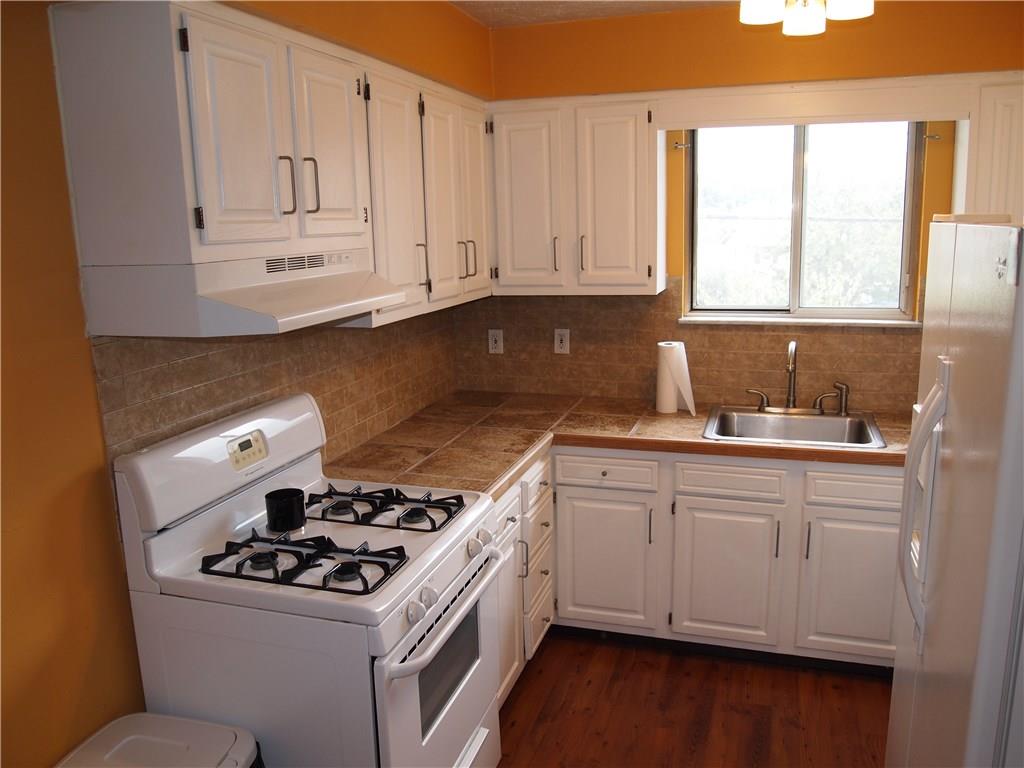 1205 Pine Hollow Road McKees Rocks, PA 15136 - Photo 2 of 13