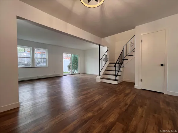 $2,600 | 524 Saracino Drive, Maybrook, NY 12543