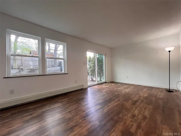 $2,600 | 524 Saracino Drive, Maybrook, NY 12543