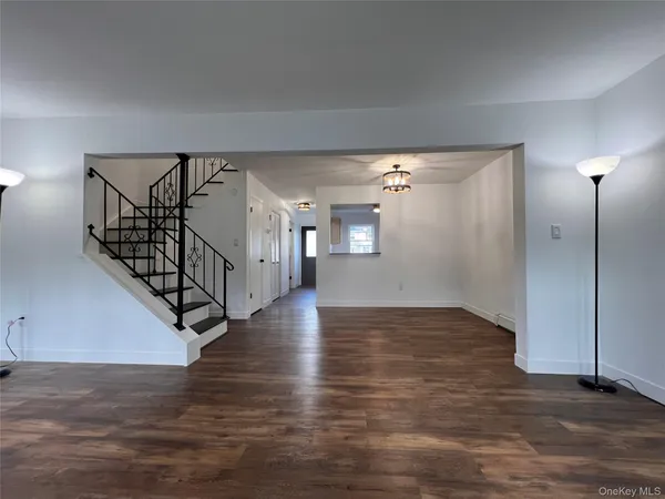 $2,600 | 524 Saracino Drive, Maybrook, NY 12543