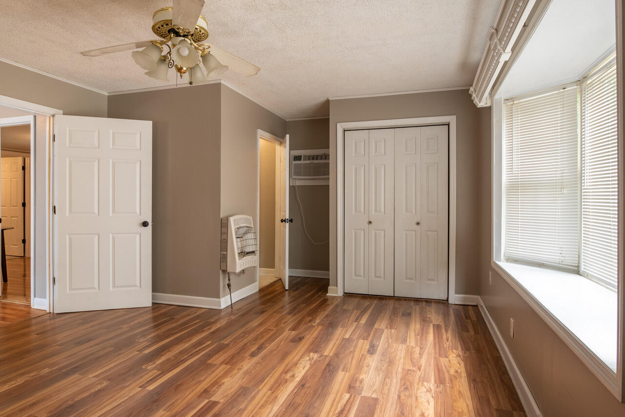 255 Cedar Valley Lane Decatur, TN 37322 - Photo 5 of 17 DSC_1996-HDR