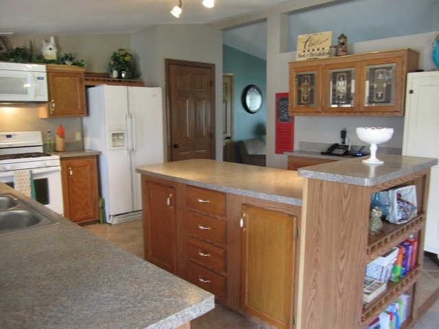 2661 County Road 79 Butler, IN 46721 - Photo 9 of 28