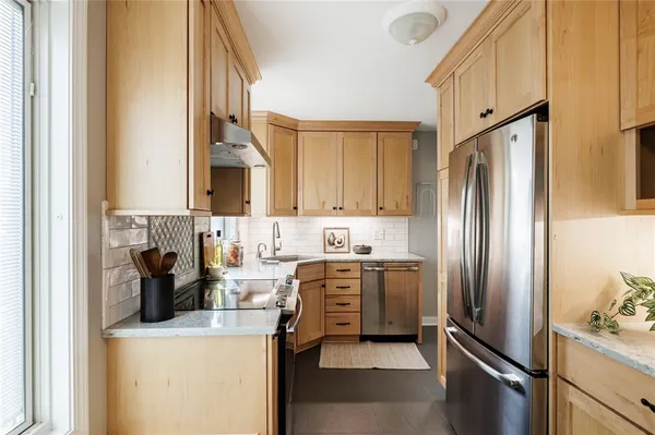 $199,900 | 85 Colebourne Road, Rochester, NY 14609