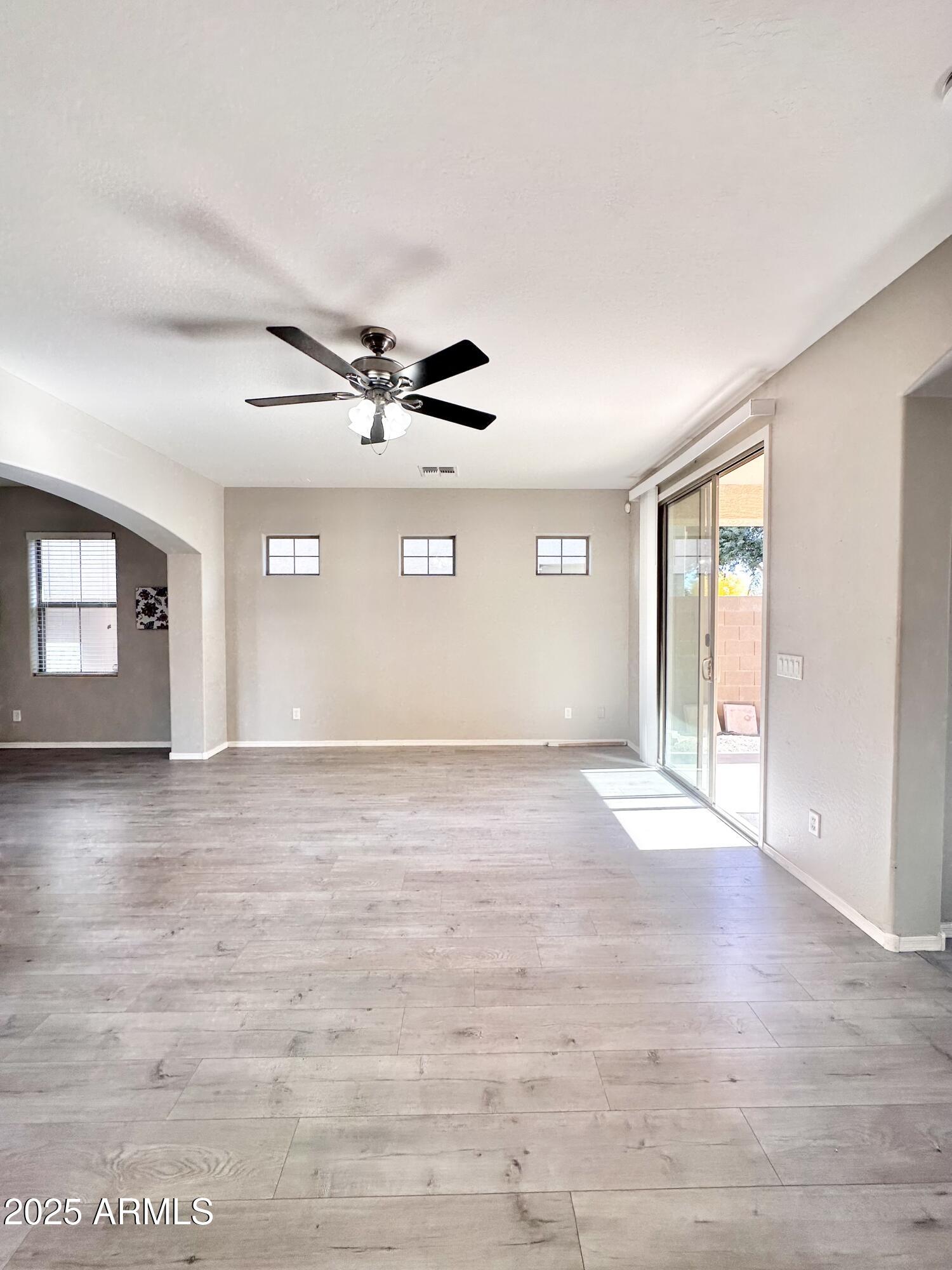 16511 West Tether Trail Surprise, AZ 85387 - Photo 27 of 88 IMG_2635