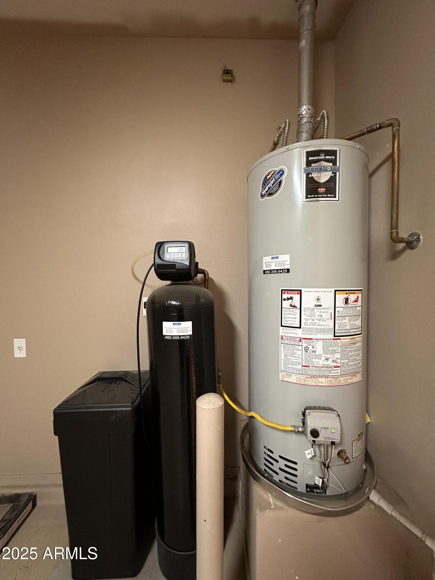 16511 West Tether Trail Surprise, AZ 85387 - Photo 75 of 88 a room with furniture and air conditioner