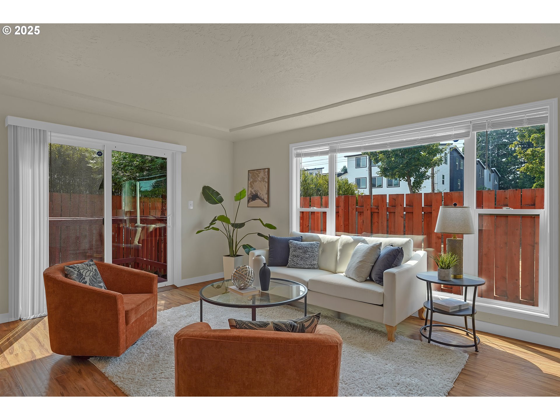 9212 Southeast Bush Street Portland, OR 97266 - Photo 6 of 25
