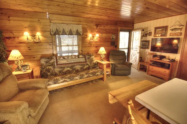 $299,900 | N16180 Deerfield Drive, Armenia, WI 54457