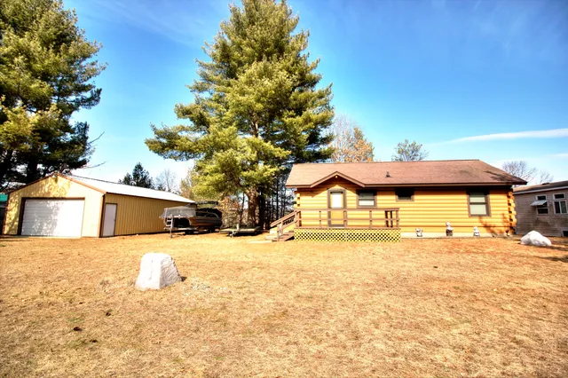 $299,900 | N16180 Deerfield Drive, Armenia, WI 54457