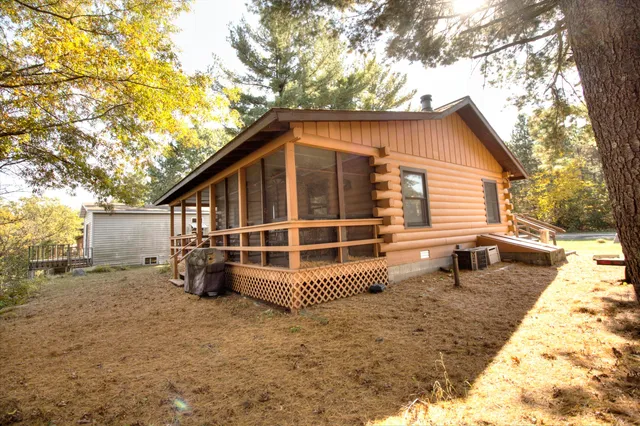 $299,900 | N16180 Deerfield Drive, Armenia, WI 54457