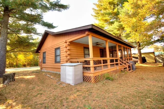 $299,900 | N16180 Deerfield Drive, Armenia, WI 54457