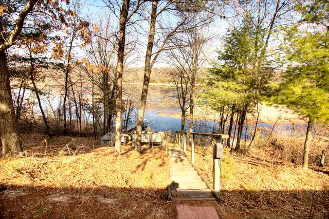 $299,900 | N16180 Deerfield Drive, Armenia, WI 54457