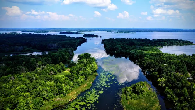 $299,900 | N16180 Deerfield Drive, Armenia, WI 54457