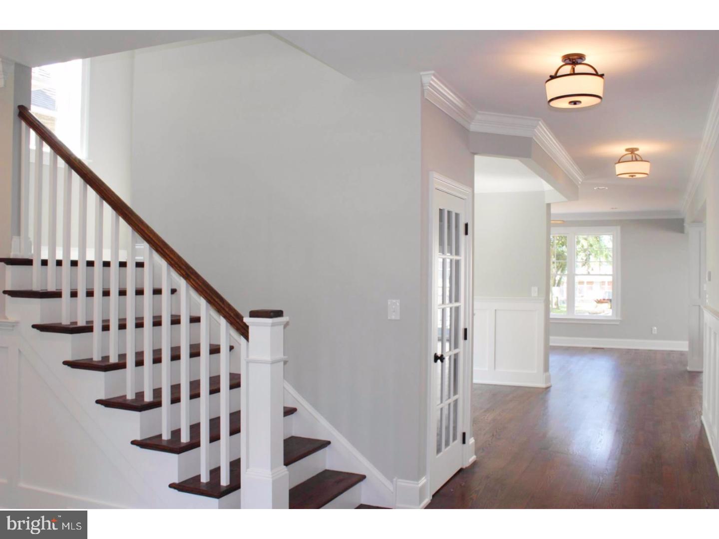 318 Lansdowne Road Havertown, PA 19083 - Photo 11 of 25