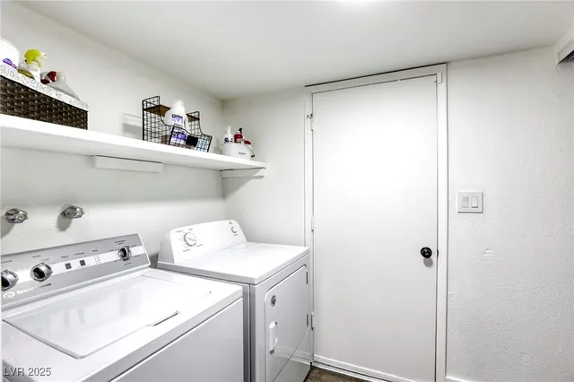 $617,799 | 2913 Michael Way, Las Vegas, NV 89108