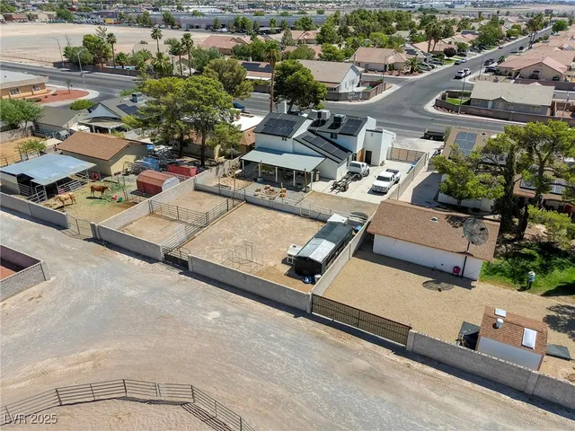 $617,799 | 2913 Michael Way, Las Vegas, NV 89108