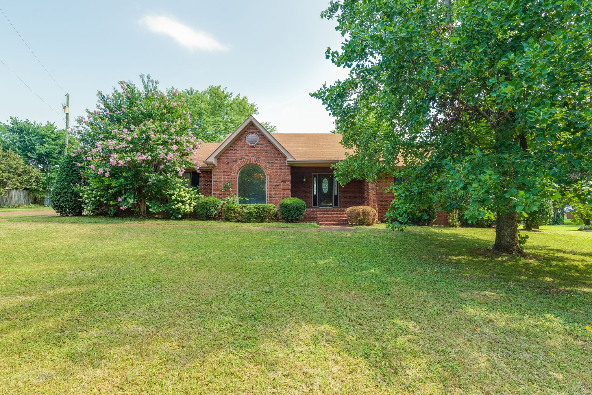 4210 Maxwell Road Antioch, TN 37013 - Photo 2 of 32 Gallery Image 2