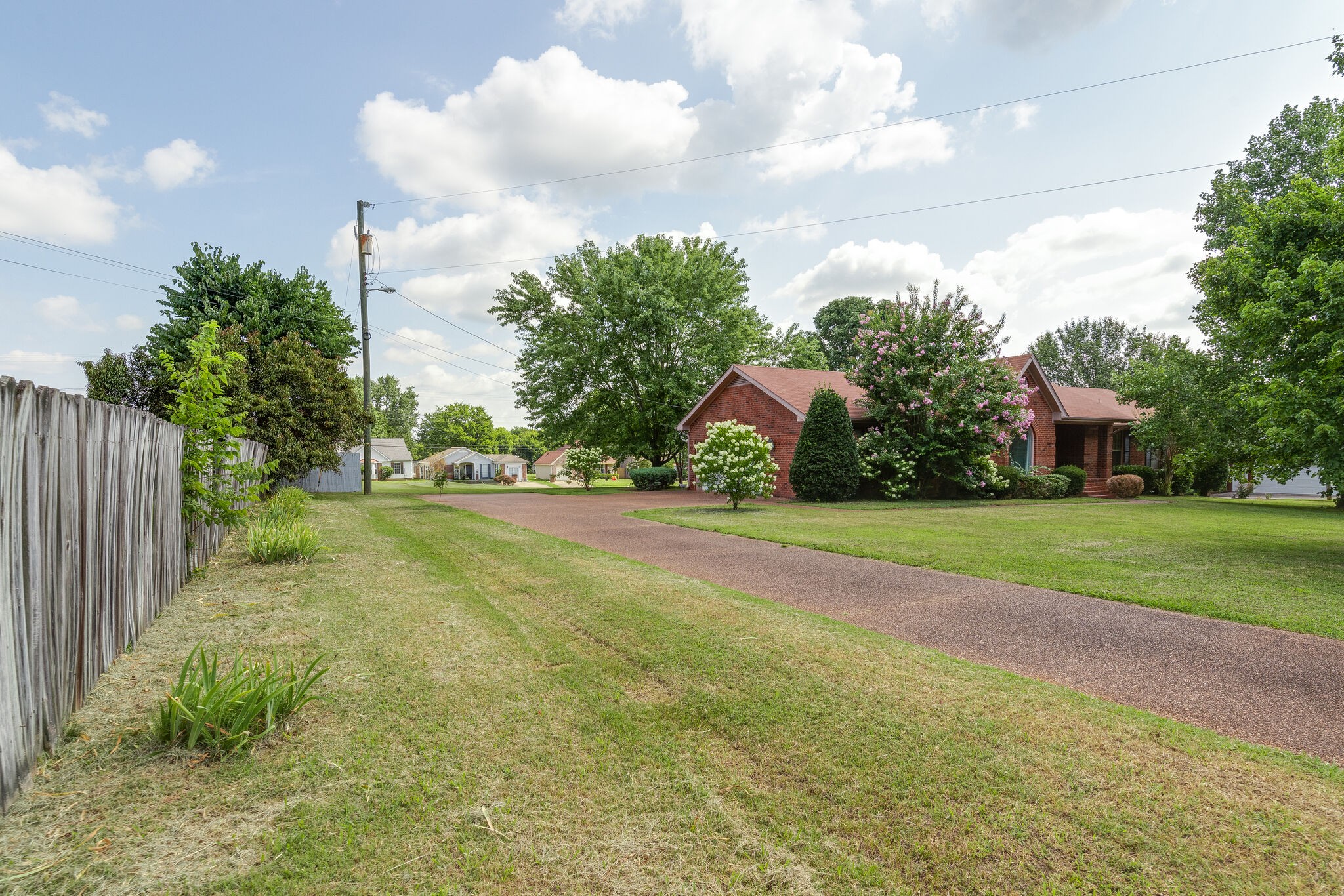 4210 Maxwell Road Antioch, TN 37013 - Photo 5 of 32 Gallery Image 5