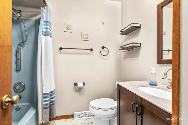 $2,250 | 30 Highway, Big Rock, IL 60511