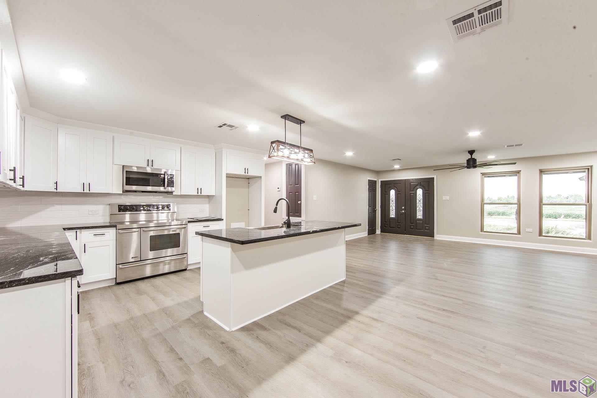 298 Peltier Drive Raceland, LA 70394 - Photo 6 of 13 Gallery Image 6