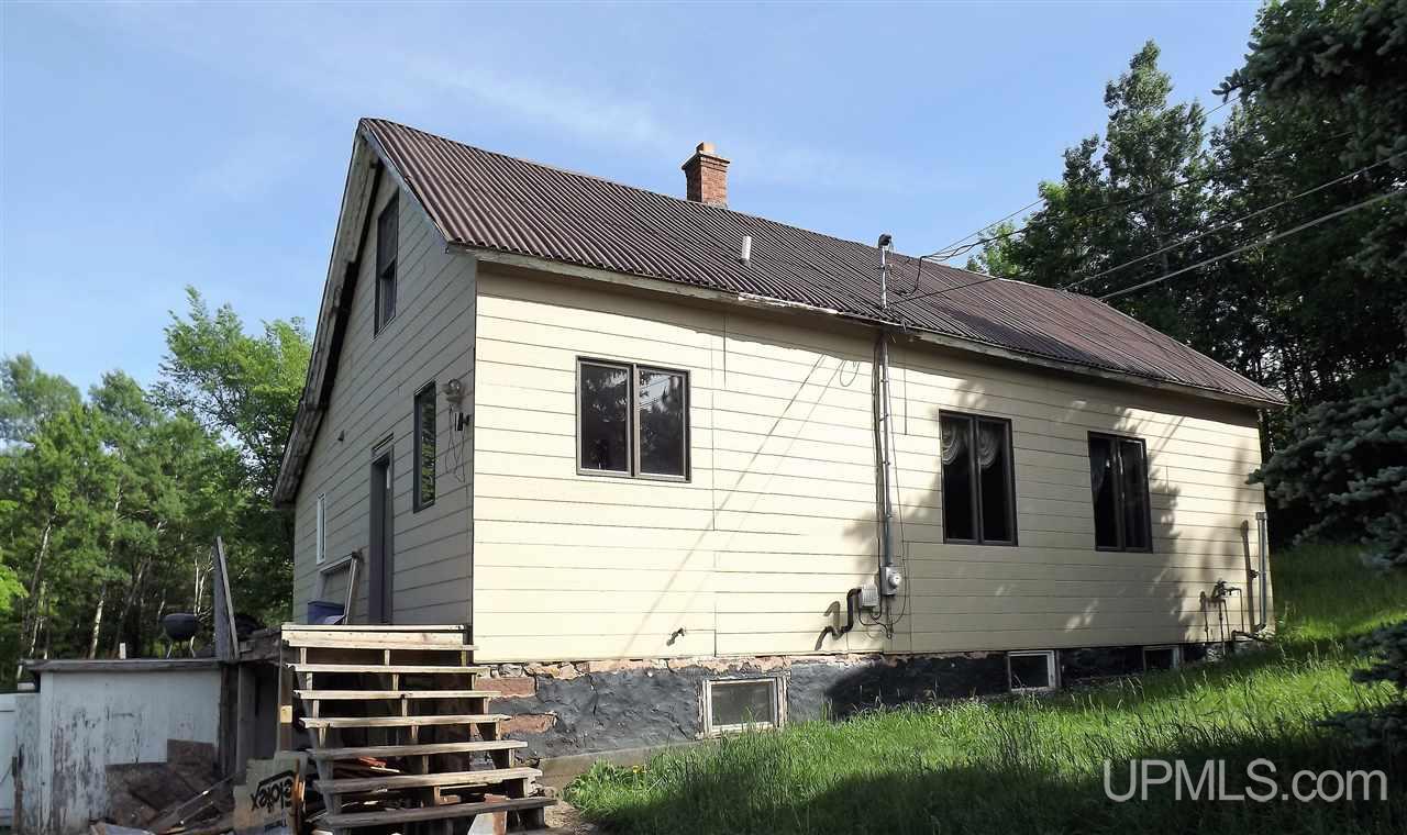 230 Patch Road Negaunee, MI 49866 - Photo 2 of 13