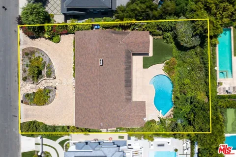 a bird view of a house
