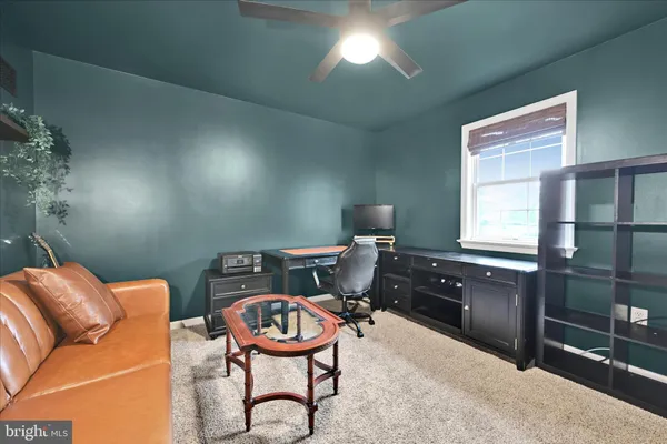$450,000 | 707 Kenneth Drive, Mount Joy, PA 17552