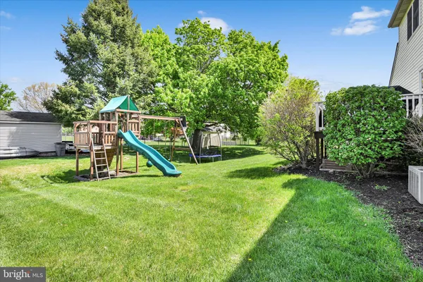 $450,000 | 707 Kenneth Drive, Mount Joy, PA 17552